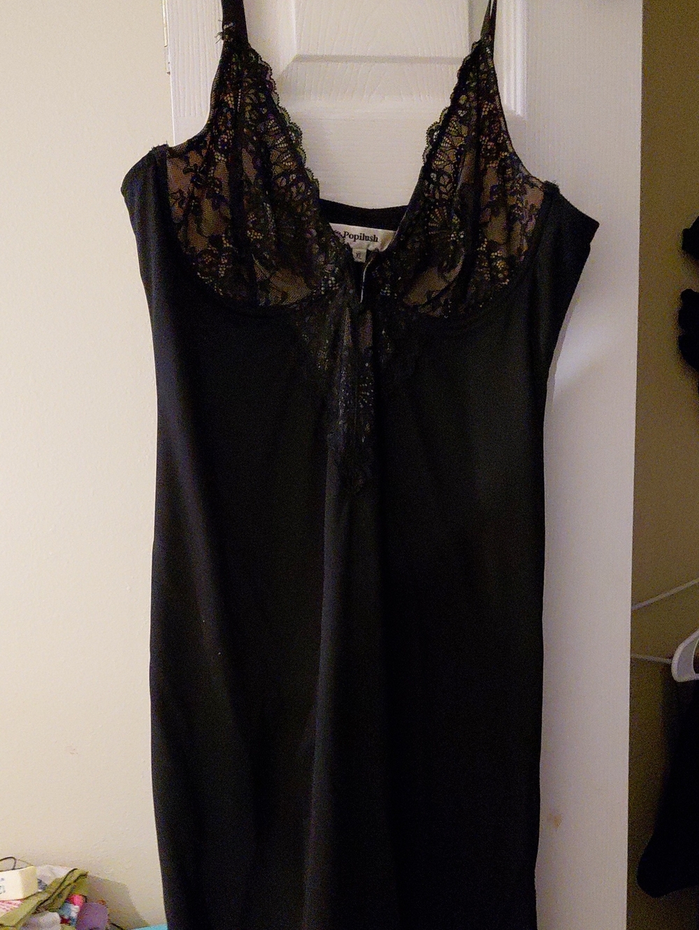 Sexy Poplin Black Lace-Trim Night Slip